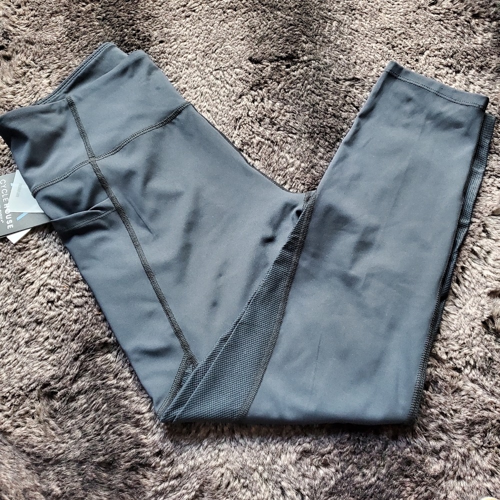 Cycle‎ House leggings